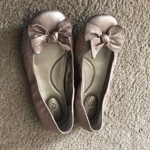 Pink Metallica flats. Me Too brand.